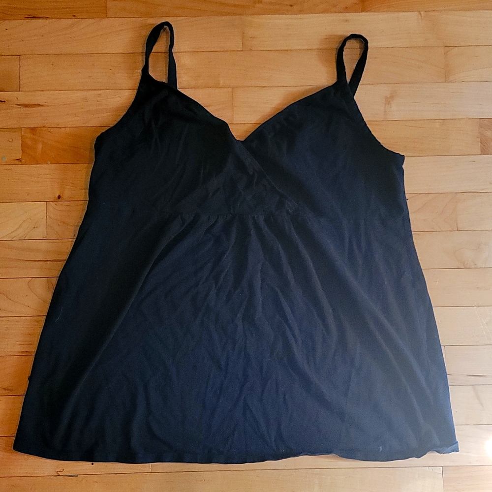 Gap maternity XL nursing tank
